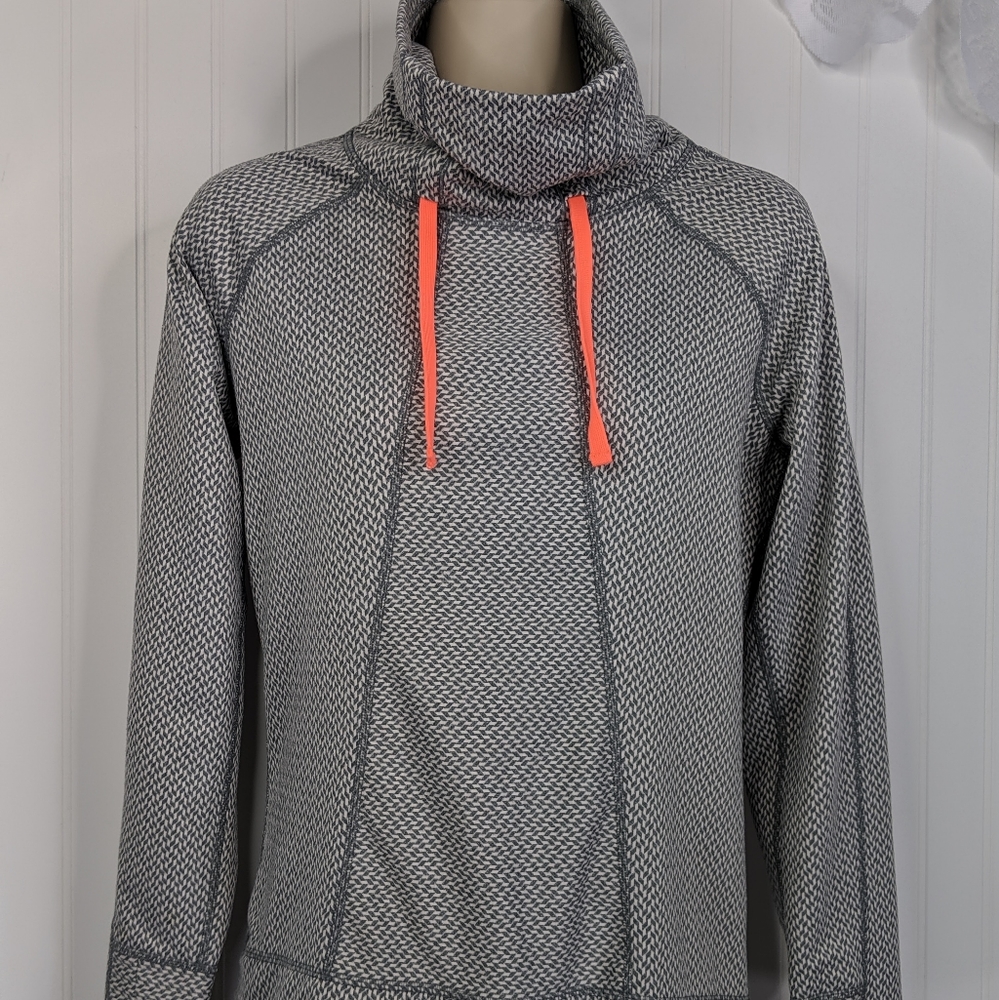 Avalanche Performance Layer Funnel Neck Pullover … - image 4